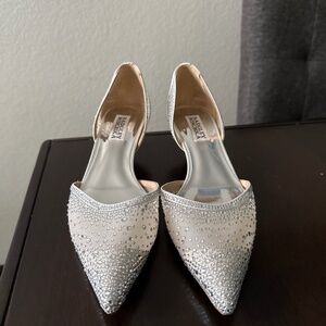 Badgley Mischka Womens Madelyn Kitten Heels Shoes Size 6.5